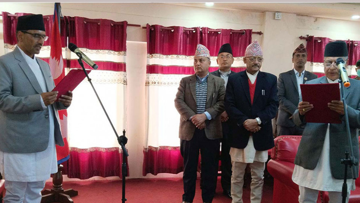 बागमती प्रदेशका मुख्य न्यायाधिवक्ताद्वारा शपथ